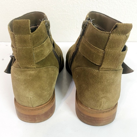 Bleeker and Bond Olive Green Kelsey Suede Booties Size 8 - Picture 4 of 7